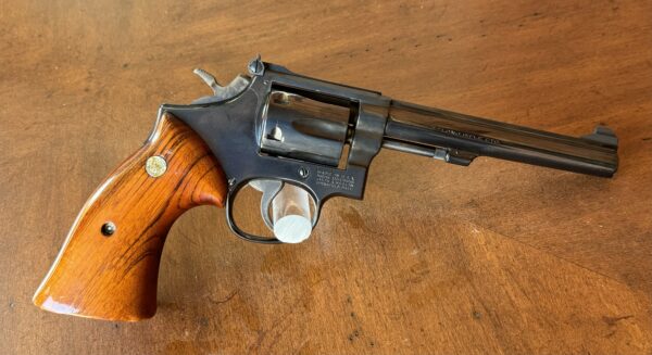 Smith & Wesson 17-4 - Image 2