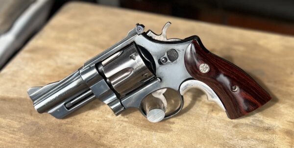 Smith & Wesson post war 357 magnum - Image 4