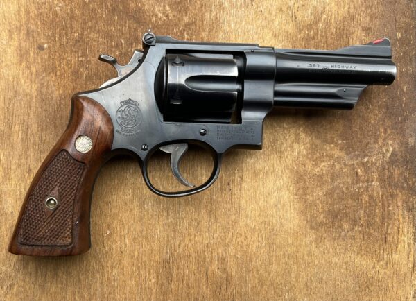 Smith & Wesson Model 28-2 Highway Patrolman