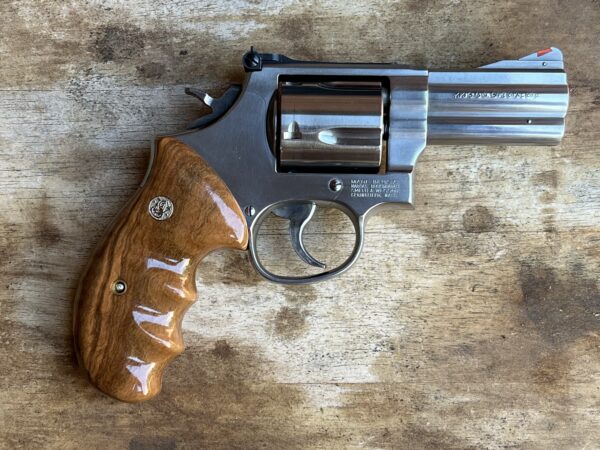 Smith & Wesson 696-1 44 special - Image 2