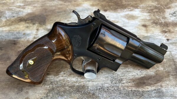 Smith & Wesson 44 spl custom by Finks. - Image 5