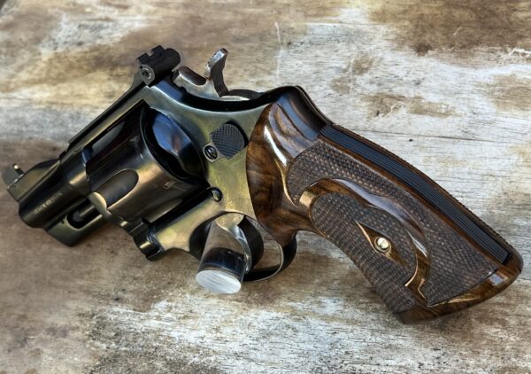 Smith & Wesson 44 spl custom by Finks. - Image 3