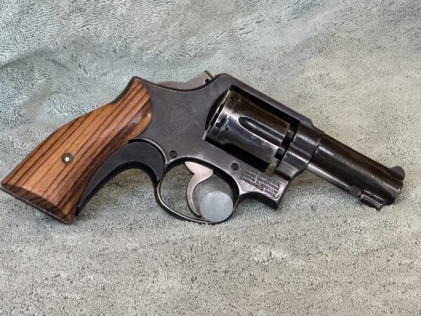 Smith & Wesson 10-5 - Image 2