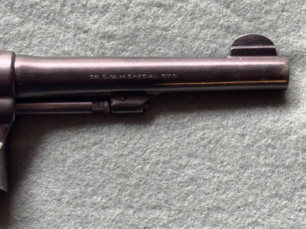 Smith & Wesson post war pre model 10 Military & Police $549 - Image 4