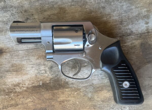 Ruger SP101 38  spl 2.5" - Sale pending - Image 2