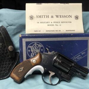 Smith & Wesson model 10 2" in box 1960