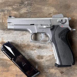 Smith & Wesson 5906 adjustable sight 9mm $699